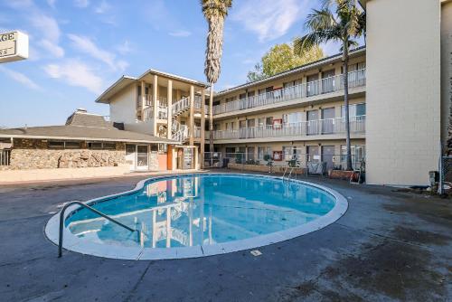Heritage Inn Express Hayward,Hayward>>Alameda,2 star