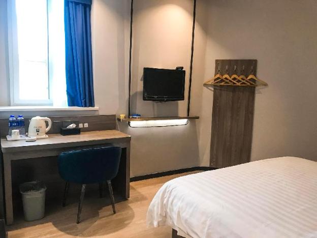 7 days premium yibin cuipingshan park