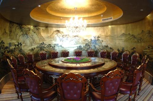 haining pidu jinjiang hotel