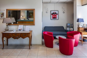 Noemys Brive,7 Avenue Du Teinchurier,3 star