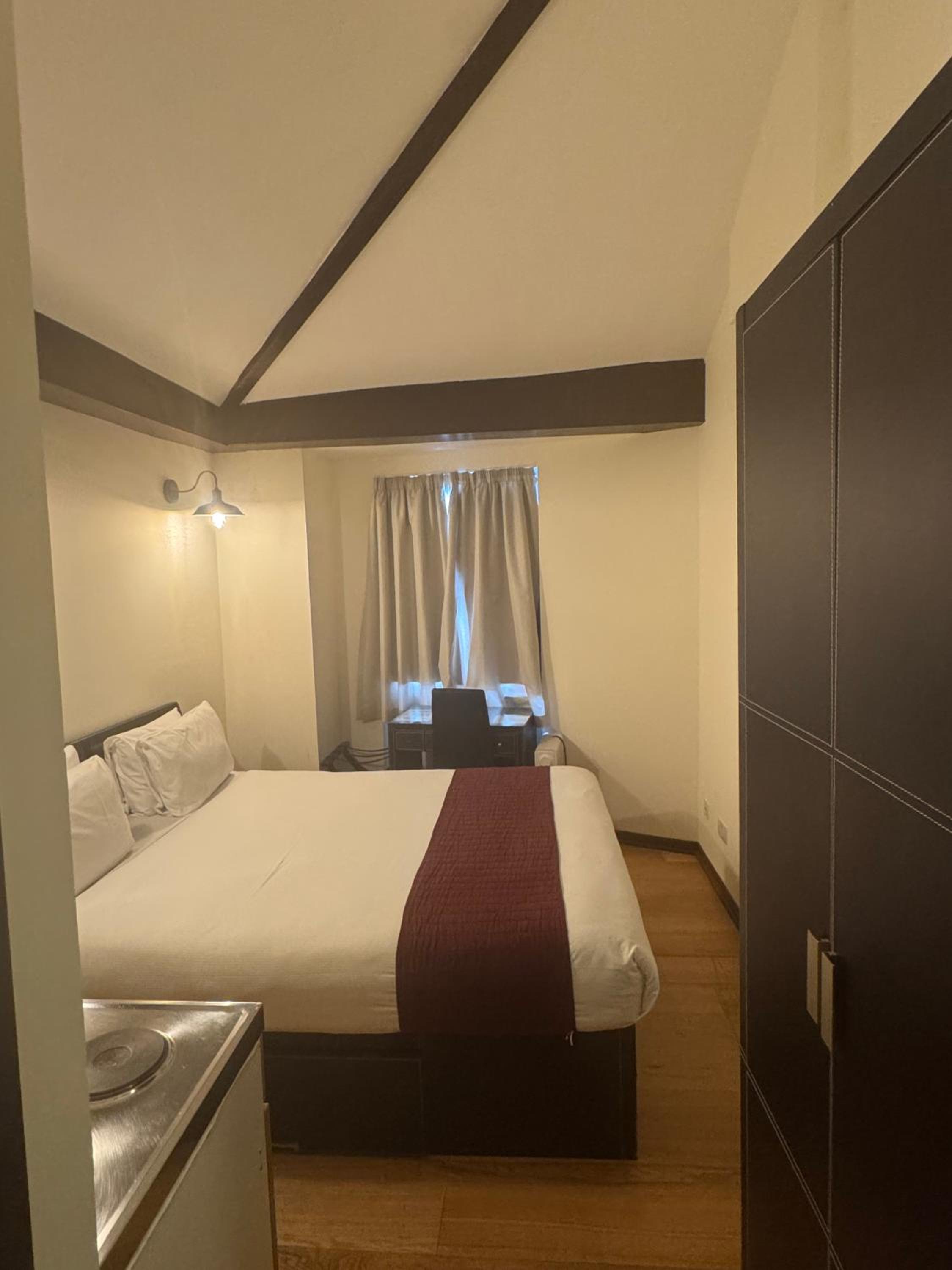 holiday inn express hemel hempstead by ihg