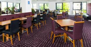 holiday inn express hemel hempstead by ihg