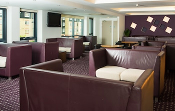 Holiday Inn Express Hemel Hempstead By Ihg,Near The Snow Centre,3 star