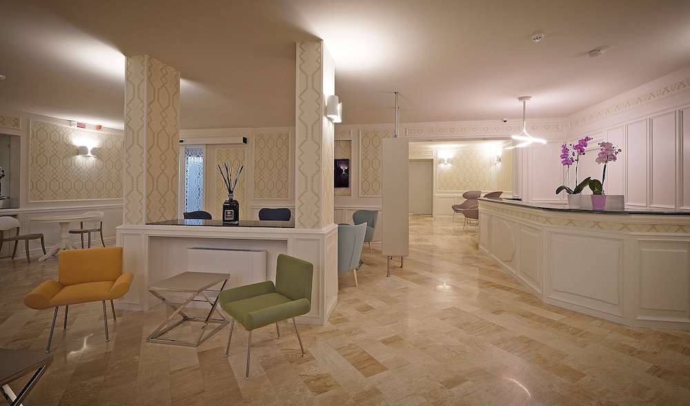 hotel du lac