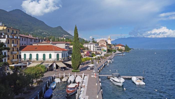 hotel du lac