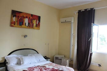 hotel beausejour mirabel