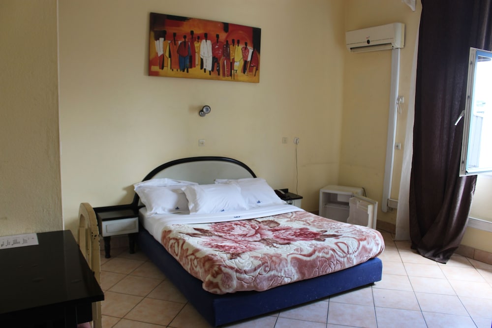 hotel beausejour mirabel