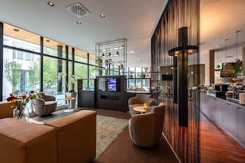 hotel docklands