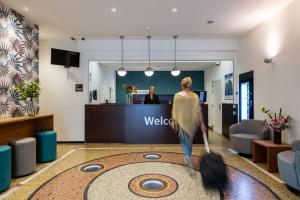 hotel docklands