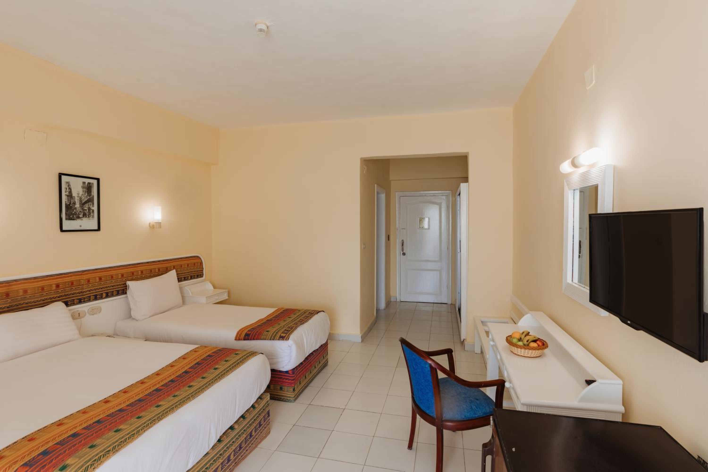 empire hotel aqua park