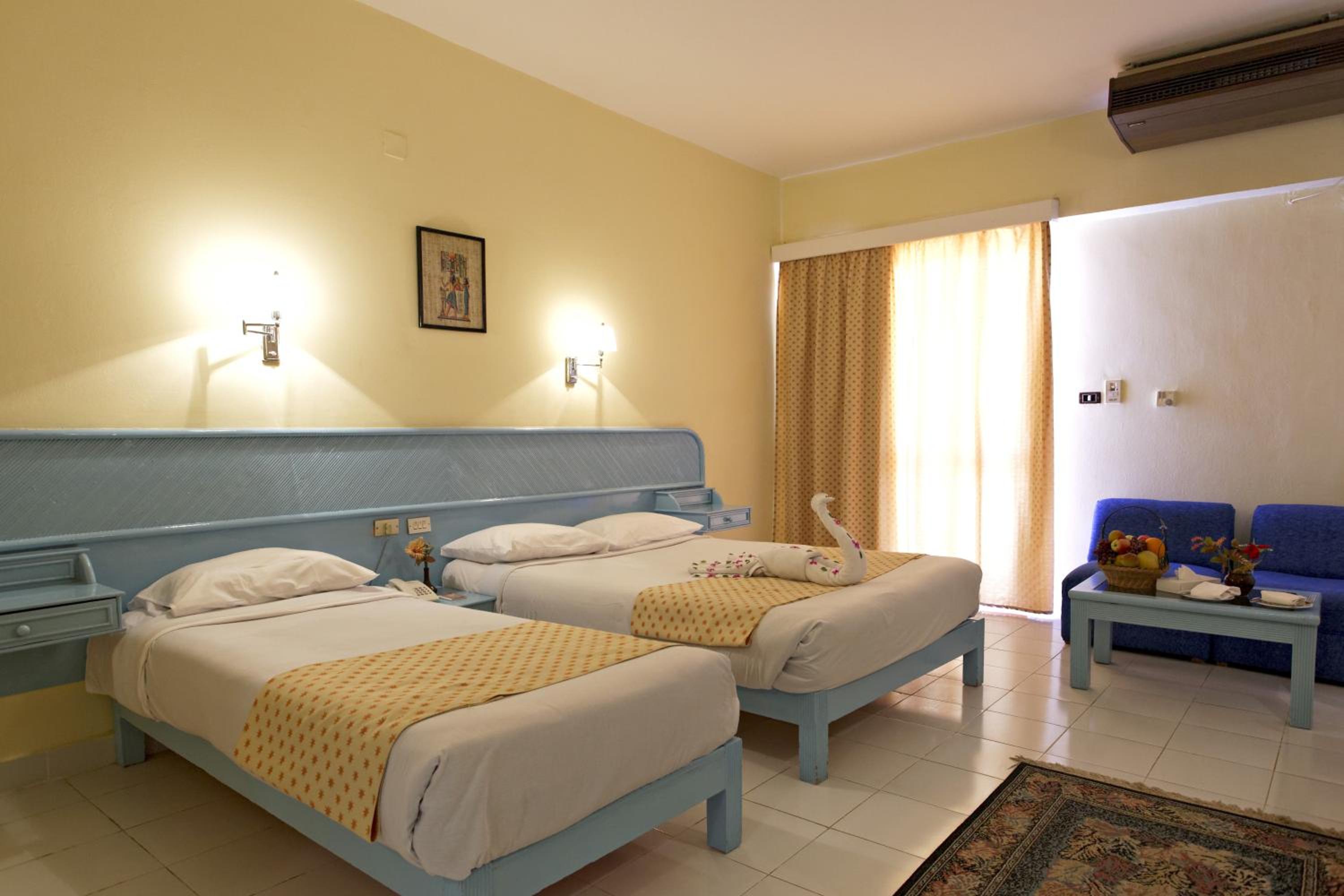 empire hotel aqua park