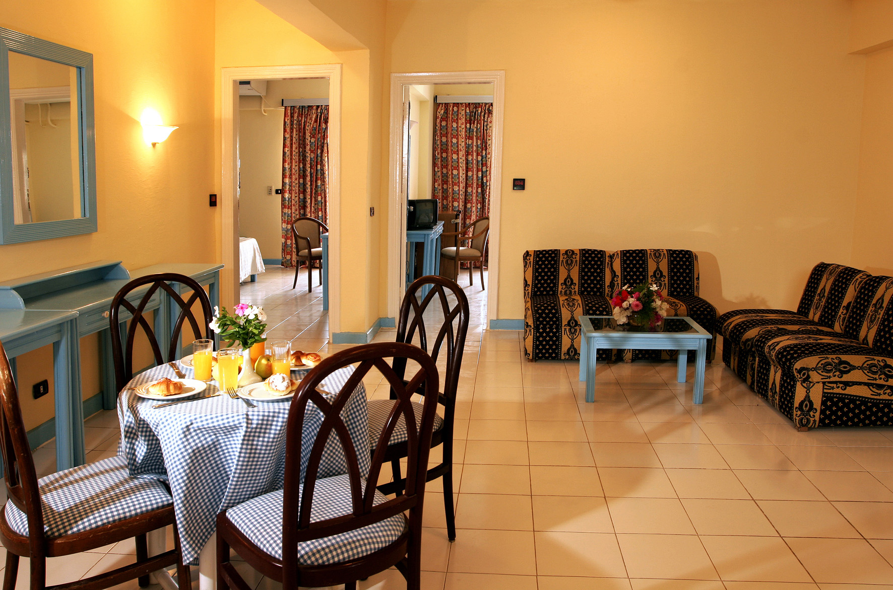 empire hotel aqua park