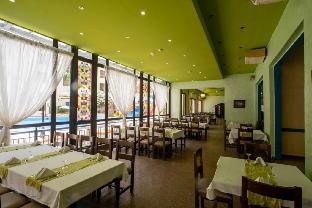 empire hotel aqua park