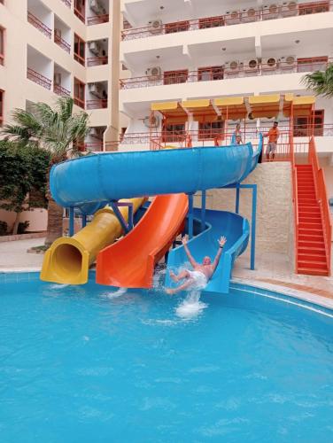 empire hotel aqua park