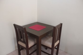 joyce apartelle kalentong