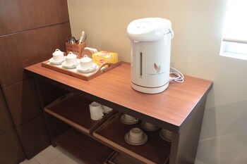 joyce apartelle kalentong