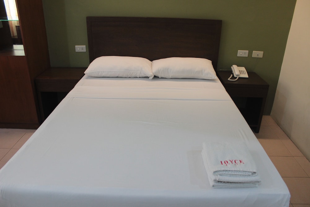 joyce apartelle kalentong