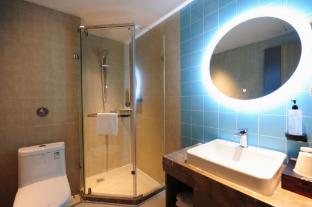 home inn taian railway station square