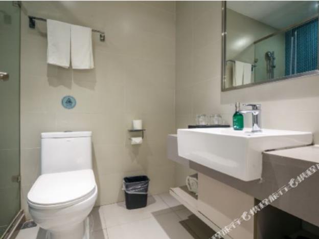 homeinn selected heihe central street pedestrian street