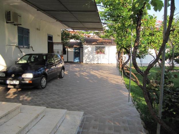apartments and pension ivan