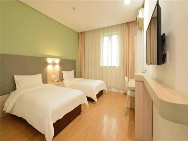 hanting hotel shanghai meilong wanhui international plaza