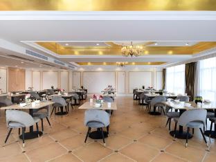 Vienna Hotel (Lingshan Liufengshan Pedestrian Street),China>>Qinzhou,3 star