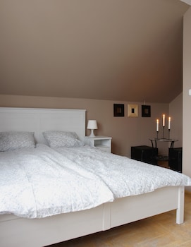 4.Friends Hostel,Zwierzyniec>>Krakow,2 star