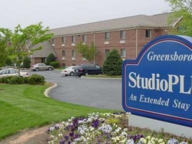 hometowne studios and suites by red roof greensboro