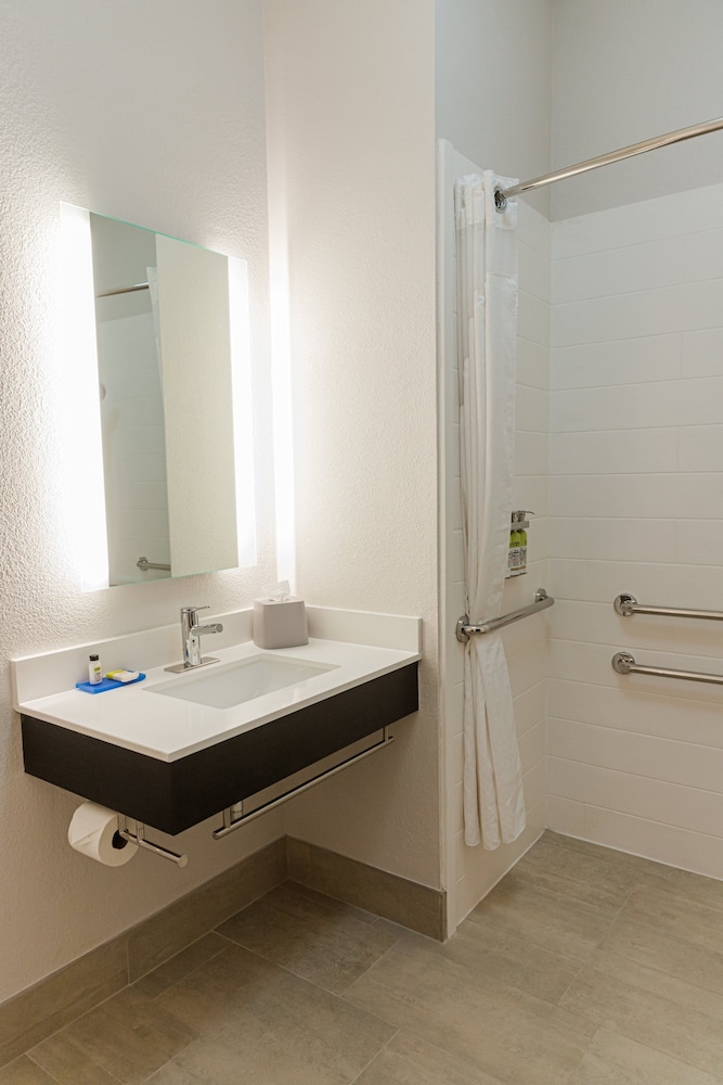 holiday inn express greenville by ihg