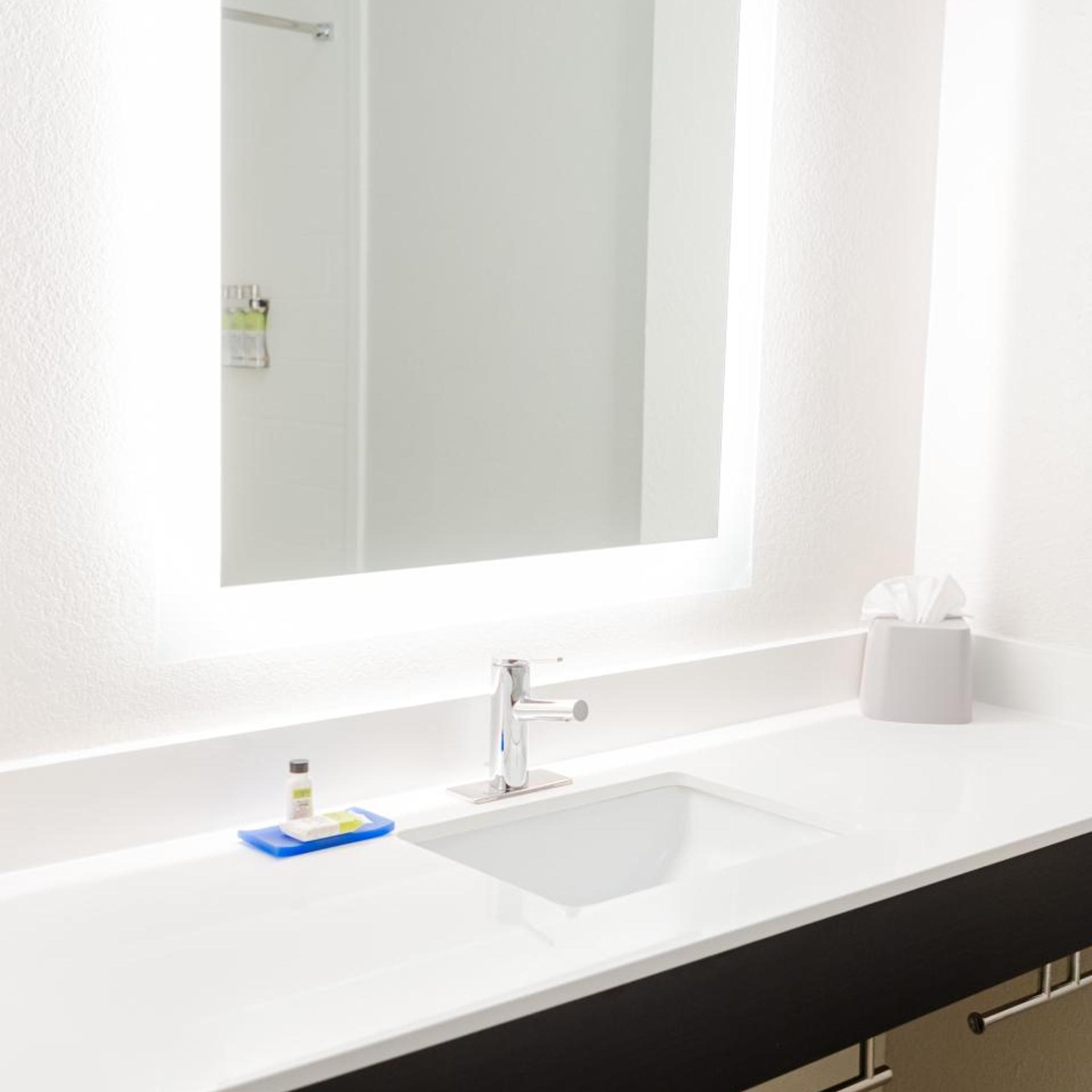holiday inn express greenville by ihg