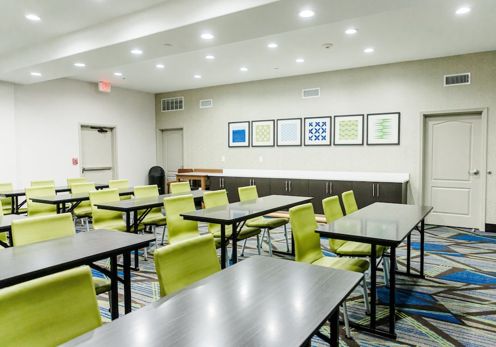 holiday inn express greenville by ihg