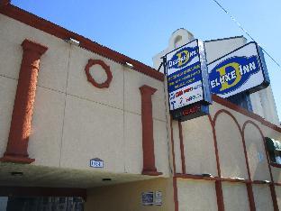 deluxe inn hawthorne