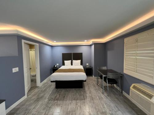 deluxe inn hawthorne