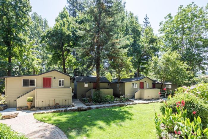 cottages on river road