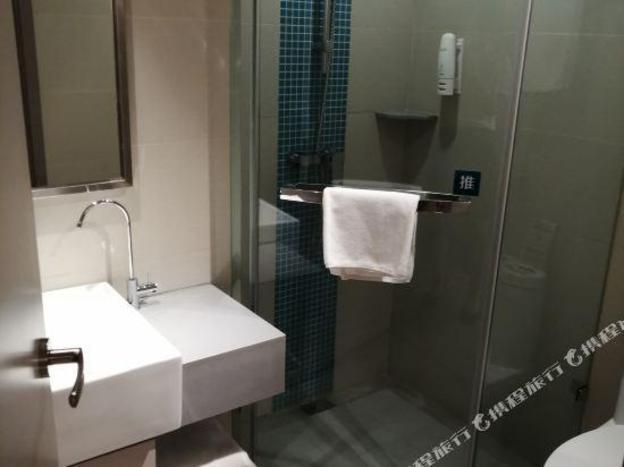 home inn selected shenyang railway station taiyuan street zhonghua road