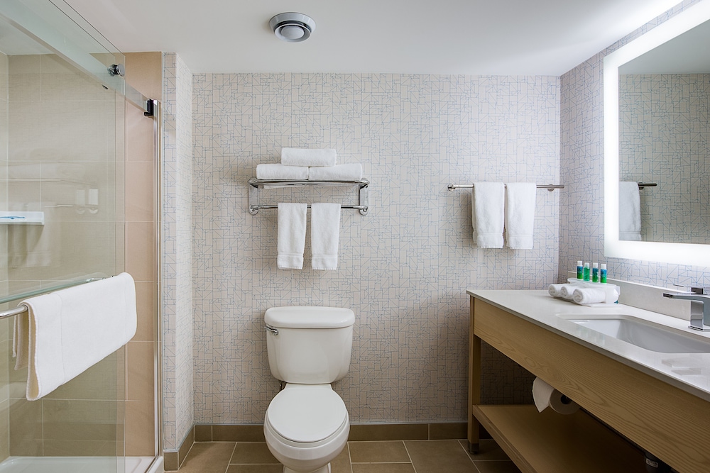 holiday inn express and suites halifax bedford by ihg