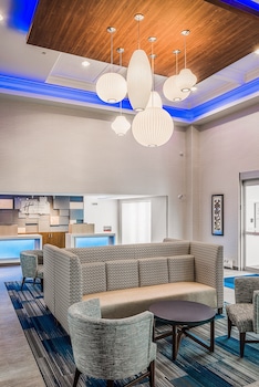 Holiday Inn Express & Suites Halifax - Bedford By Ihg,Halifax>>Bedford,4 star