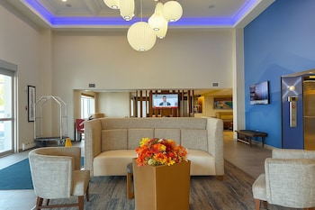 Holiday Inn Express & Suites Halifax - Bedford By Ihg,Halifax>>Bedford,4 star