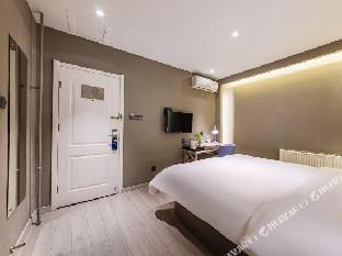 homeinn neo shijiazhuang jinding xinbai square metro station