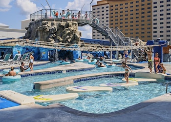 margaritaville resort biloxi