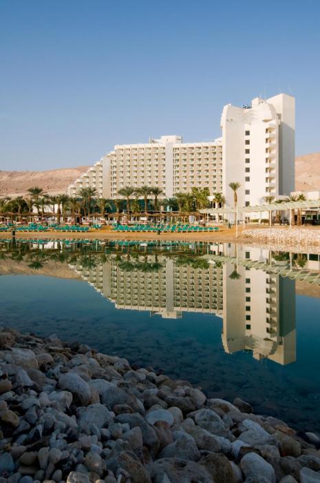 leonardo club hotel dead sea