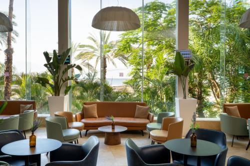 leonardo club hotel dead sea
