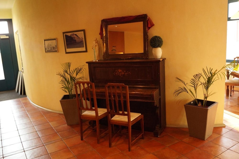 hotel butjadinger hof