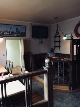 hotel butjadinger hof