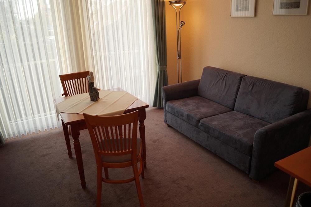 hotel butjadinger hof