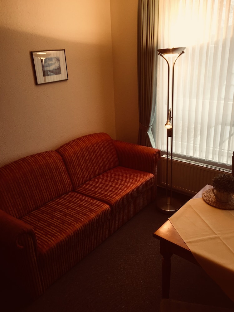 hotel butjadinger hof