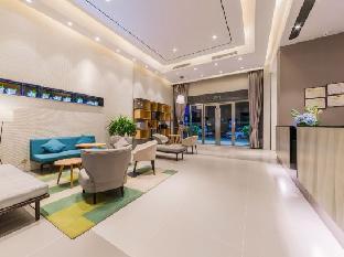 home inn selected zhuhai gongbei huanyucheng shopping center store