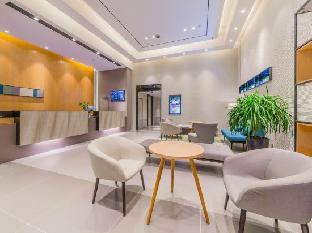 home inn selected zhuhai gongbei huanyucheng shopping center store