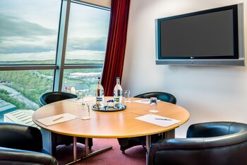 holiday inn birmingham north cannock by ihg