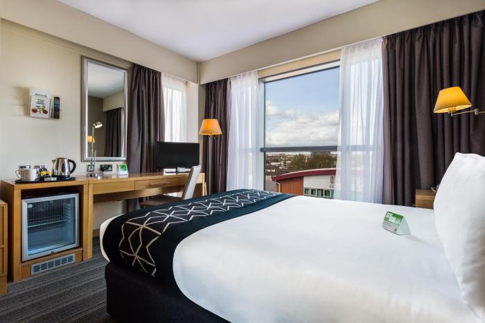 holiday inn birmingham north cannock by ihg